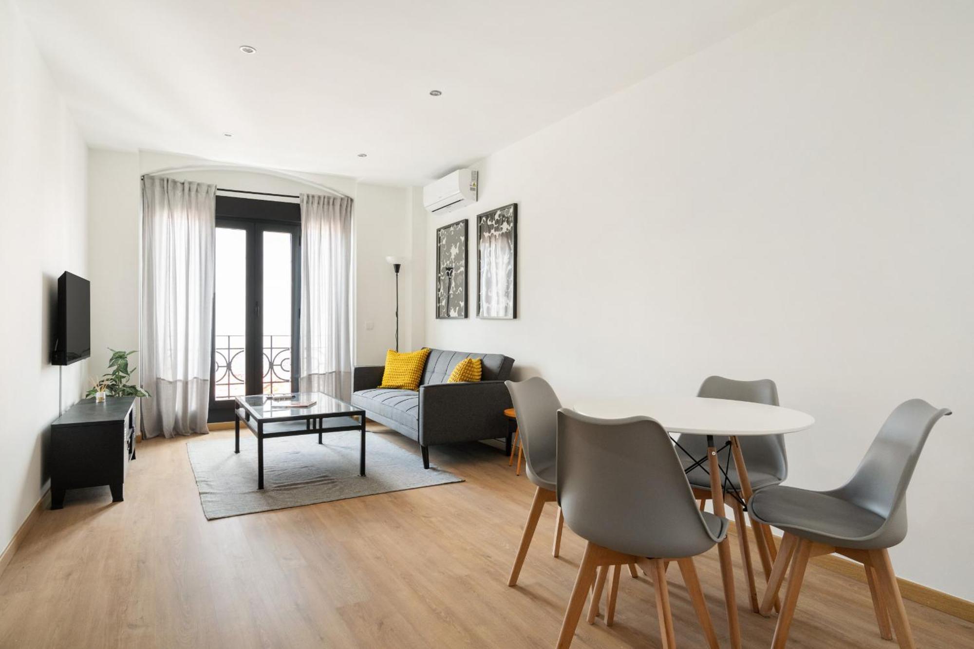 Apartamento En La Avenida De La Albufera Alquiler Temporal Madrid Esterno foto